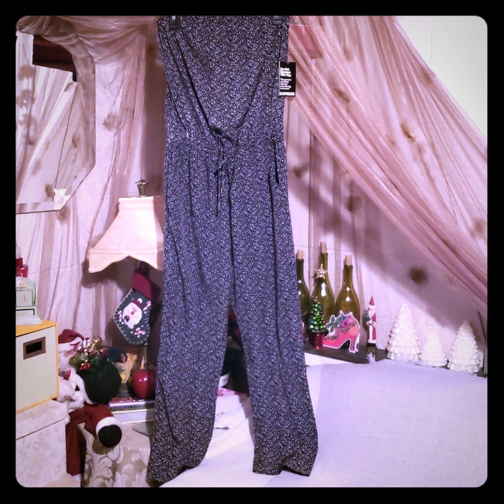 Express jump suit